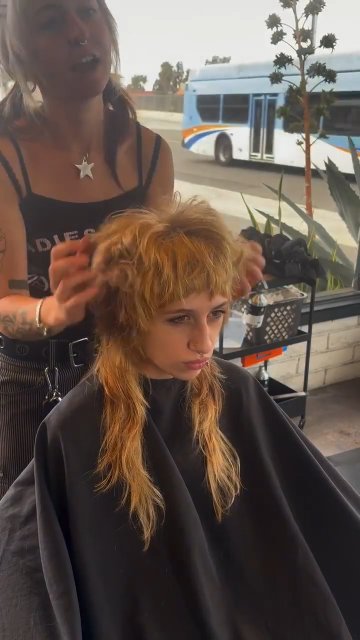 instagram_lukegibbonshair_Dadwvtfh5Lo.mp4